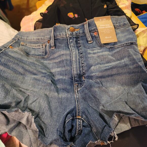 Madewell Size 28 High Waist Boyfriend Cutoff Denim Shorts Gravel Medium Size 28 - Picture 5 of 6